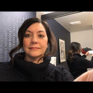 Meet your Posher, Carrie